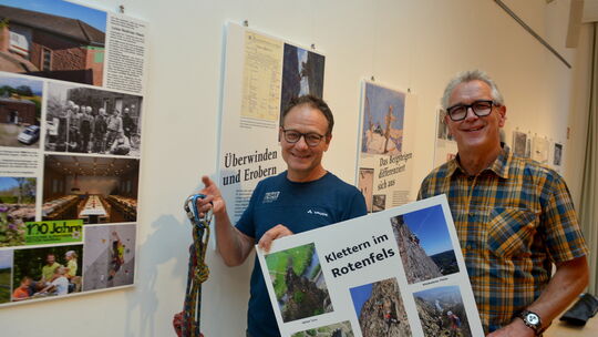 Lutz Renger (links), Dritter Vorsitzender und Ausbildungsreferent beim Alpenverein, Sektion Nahegau, und Vorsitzender Ralf Chris