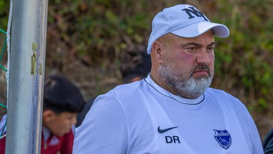 Dirk Reidenbach ist nicht zu beneiden. Woche für Woche braucht der Trainer des FSV Blau-Weiss Idar-Oberstein wohl Tabletten, um