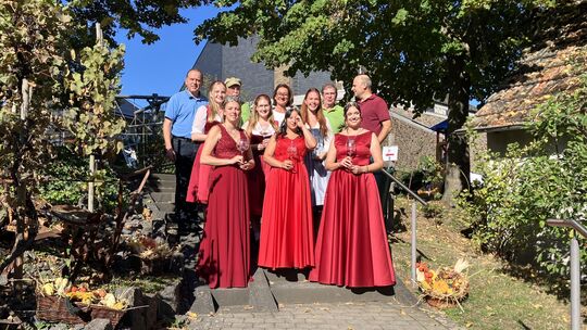 Mittlerweile gehört das Oberzissener Weinfest für zahlreiche Weinmajestäten fest zum Besuchsprogramm.