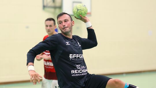 Der rumänische Ex-Profi Florin Acatrinei traf achtmal für Oberligist HSG Hunsrück beim 30:26-Sieg im HVR-Pokal beim Verbandsligi