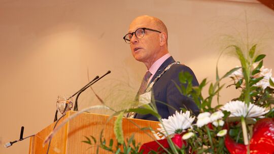Er sieht eine tiefe Krise der kommunalen Finanzen ohne Licht am Horizont: Mayens Oberbürgermeister Dirk Meid.