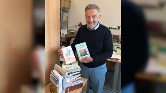 Verleger Arne Houben hat 19 Neuerscheinungen im Gepäck, die sein Verlag auf der Frankfurter Buchmesse der Öffentlichkeit vorstel