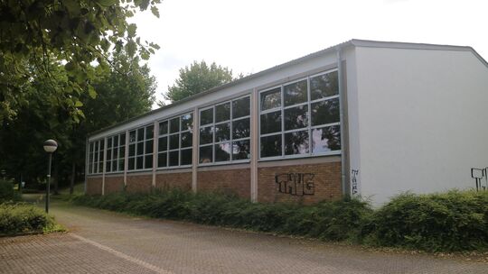 Die alte Turnhalle in Neuhäusel kann nicht mehr genutzt werden.