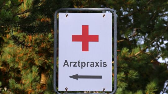 Lange sah es so aus, als werde ein junger Arzt die Nachfolge der Praxis Lambregts in Dreis antreten. Nun erklärt der 38-Jährige,