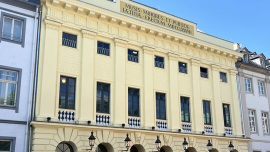 Die Sanierung des Koblenzer Stadttheaters ist ein Mehrjahresprojekt. Es gab Verzögerungen, und auch die Kosten sind mehrfach in