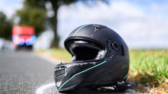 Motorradfahrer schwer verletzt