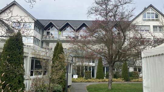 Die umfangreiche Sanierung des Mittelbaus der psychiatrischen Fachklinik in Katzenelnbogen ist der nächste Schritt, nachdem das
