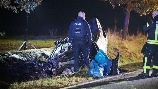 Tote bei Unfall auf Landesstraße in Brandenburg