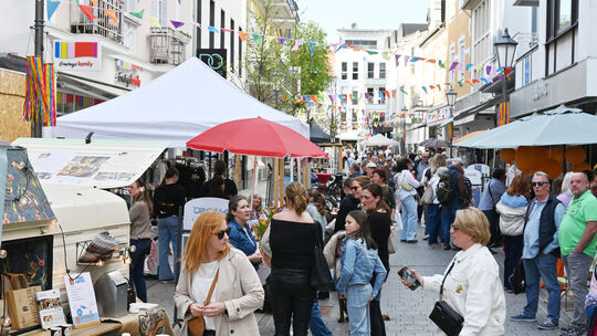 Der erste Feierabendmarkt im April dieses Jahres in Bad Neuenahr kam gut an, genau wie die anderen Termine dieser Veranstaltung