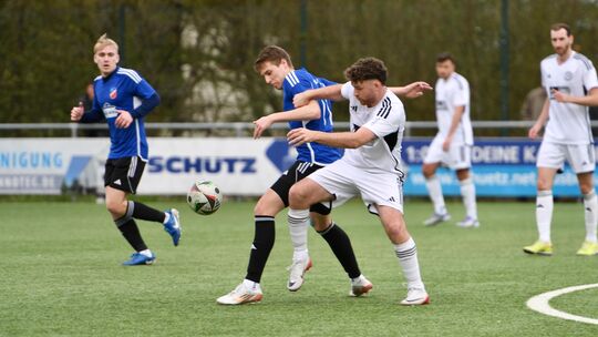In der vergangenen Saison hatte der spätere Meister SG Horressen (rechts Jonathan Quirmbach) gegen Vizemeister und Mitaufsteiger