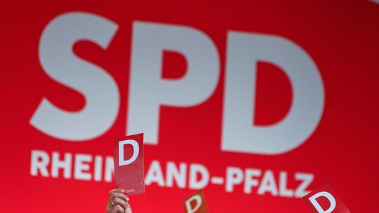 Eigentlich wollten die Genossen Ende des Jahres offiziell über einen neuen rheinland-pfälzischen Vorsitzenden abstimmen. Daraus