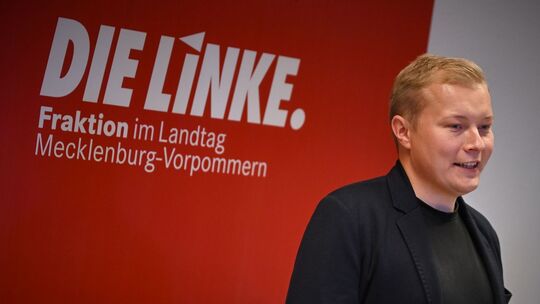 Linke stimmen für Koalitionsverhandlungen