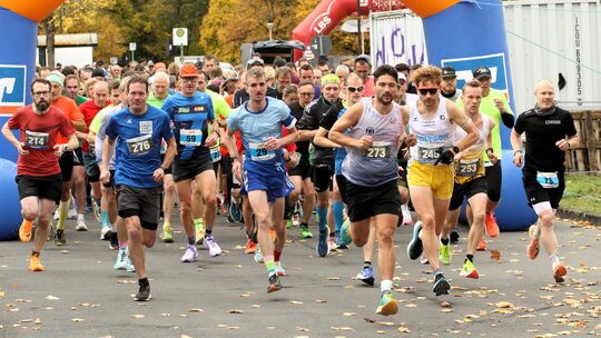Hat Arnel Kananovic (Tribärs SV Niederelbert) am Ende im Wäller Lauf-Cup die Nase vorn? Auch vor einem Jahr war er beim Hachenbu