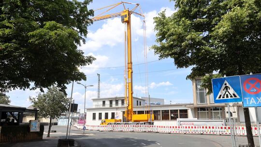 Der Neuwieder Bahnhof wird im Zuge der Rheinschienen-Sanierung neu gebaut. Für die Stadt eine willkommene Gelegenheit, um dem sc