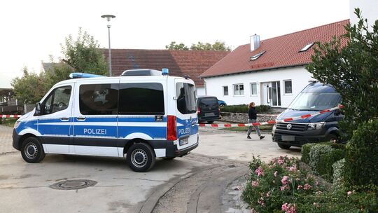 Zwei Behördenmitarbeiter bei Waffenkontrolle erschossen Zwei Behördenmitarbeiter bei Waffenkontrolle erschossen
