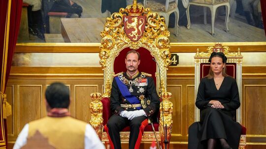 Norwegens König Haakon und Kronprinzessin Ingrid Alexandra