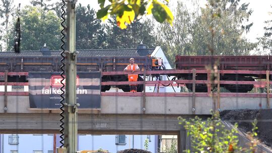 Die neue Stadtzufahrt Nord ist noch lange eine Baustelle, aber die Brücke wurde bereits eingeschoben. Und: Sie ist schon jetzt z