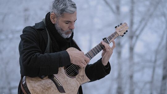 Als einer von vier Künstlern ist bei der „Nacht der Gitarren“ in diesem Jahr auch der Brasilianer André Cavalcante zu erleben. Als einer von vier Künstlern ist bei der „Nacht der Gitarren“ in diesem Jahr auch der Brasilianer André Cavalcante zu erleben.
