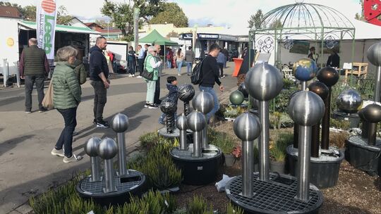 Die Baumesse spielt sich nicht nur in den Zelten ab, sondern bietet natürlich auch drumherum interessante Produkte für Haus und