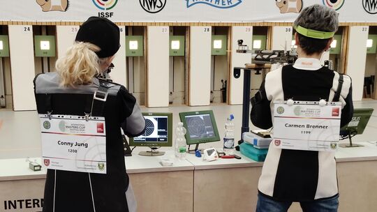 Conny Jung und Carmen Brenner waren ebenfalls für den SV 1858 Idar-Oberstein in Suhl am Start.