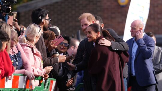 Harry und Meghan zeigen sich erstmals seit Rückkehr Harry und Meghan zeigen sich erstmals seit Rückkehr