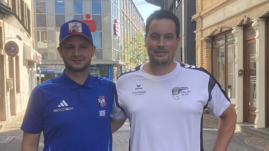 Vereinskameraden: Schiedsrichter André Georg (rechts) und Kim-Noah Fuhr, Cheftrainer der SG Merxheim/Monzingen/Meddersheim.