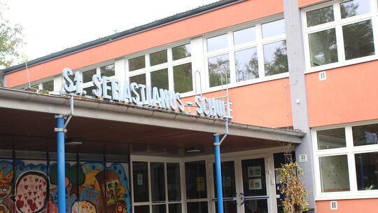 Die St. Sebastianus-Grundschule Ellenz-Poltersdorf - zunächst war sie noch Volksschule - besteht seit 60 Jahren. Die St. Sebastianus-Grundschule Ellenz-Poltersdorf - zunächst war sie noch Volksschule - besteht seit 60 Jahren.