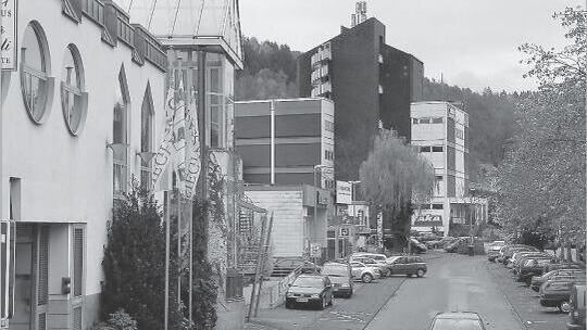 Ein Blick auf das Aka-Gebäude vor seinem Abriss, aufgenommen Ende 2007.