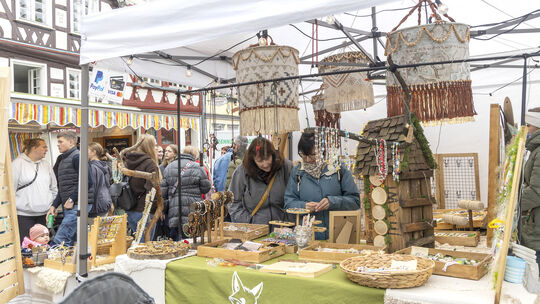 25 Stände in der Hachenburger Innenstadt boten zum Löwenfest ihre Waren an.