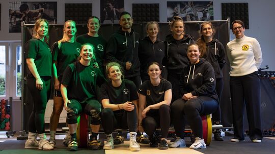 Trotz der Niederlage mit 270:391 Kilopunkten gegen die Kylltalheber Ehrang blicken die Athletic Box Lifters aus dem Westerwald z