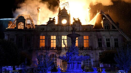 Festnahme nach Brandstiftung im Rathaus von Limoges Festnahme nach Brandstiftung im Rathaus von Limoges