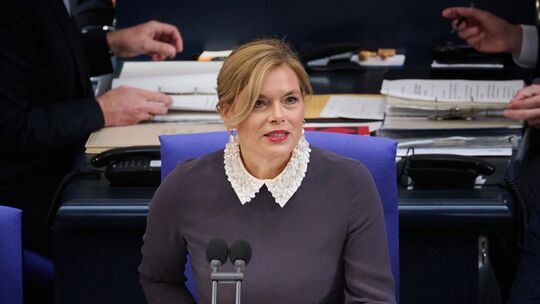 Julia Klöckner, Bundestagspräsidentin und Mitglied der CDU-Kreistagsfraktion, sieht sich nicht in Position, die Aussagen von Lan