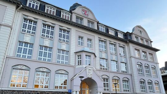 Die Idar-Obersteiner Stadtverwaltung: Wird aus dem Duo an der Stadtspitze schon bald ein Trio?