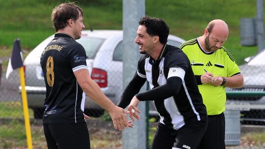Oft hatten die Fußballer des SV Rengsdorf in dieser Saison Grund zu jubeln. Die Herbstmeisterschaft wäre ein wichtiger Meilenste