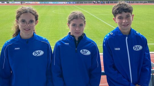 Erfolgreicher Saisonabschluss für die TSV-Talente Maya Bartholmes, Maya Rockenbach und Jonathan Leiss. Erfolgreicher Saisonabschluss für die TSV-Talente Maya Bartholmes, Maya Rockenbach und Jonathan Leiss.