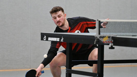 Erfolgreich im Verfolgerduell der Verbandsliga Nord-Ost: Valentin Dietl und die SG Sinzig/Ehlingen beim 6:4-Sieg gegen den TTC O