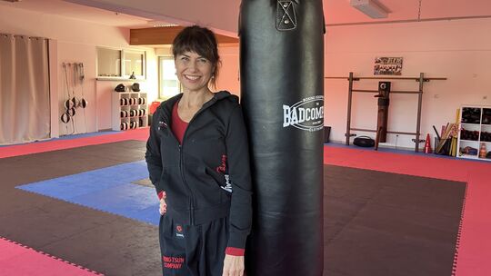Melanie Gotic aus Pfaffen-Schwabenheim ist leidenschaftliche Ving-Tsun-Trainerin. Dabei hat sie sich auf Selbstverteidigungskurs