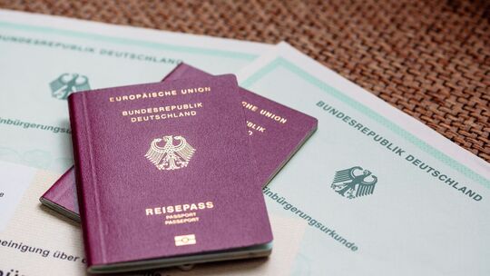 Gefälschte Sprachzertifikate bei Einbürgerungen