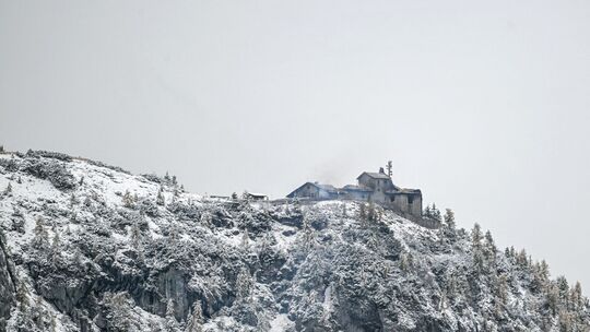 Kehlsteinhaus nach Großbrand schwer zerstört Kehlsteinhaus nach Großbrand schwer zerstört