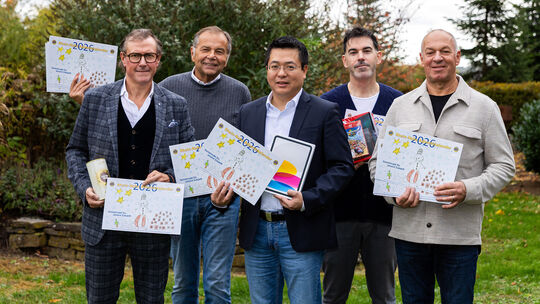 Das Lions Club Rhein-Nahe Adventskalender-Team (von links): Marceus Soiné, Kurt Schüller, Justin Lee Weis, Nicolas Al-Kebbeh und