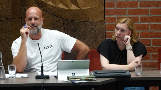 Daniel Busch, Leiter der Grundschule Atzelgift-Streithausen, berichtete auf der jüngsten Sitzung des VG-Rats Hachenburg von viel Daniel Busch, Leiter der Grundschule Atzelgift-Streithausen, berichtete auf der jüngsten Sitzung des VG-Rats Hachenburg von viel