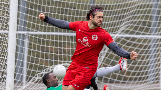Traumstart für den SC Birkenfeld II: Marco Rozycki bejubelt die 1:0-Führung gegen den SV Heimbach. Am Ende hieß es 2:2. Traumstart für den SC Birkenfeld II: Marco Rozycki bejubelt die 1:0-Führung gegen den SV Heimbach. Am Ende hieß es 2:2.
