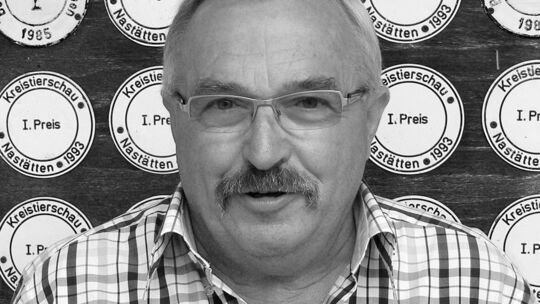 Gerhard Ohl aus Holzheim ist nach kurzer, schwerer Krankheit verstorben.
