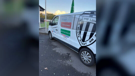 Ein Neunsitzer wurde am Samstagabend vom Vereinsgelände des VfB Linz gestohlen.