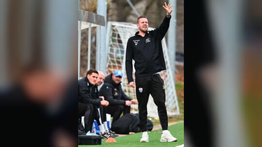 Wenn alles gut läuft, wird Patrick Kühnreich die fünf Jahre als Trainer beim FC Emmelshausen-Karbach vollmachen. Seit Januar 202
