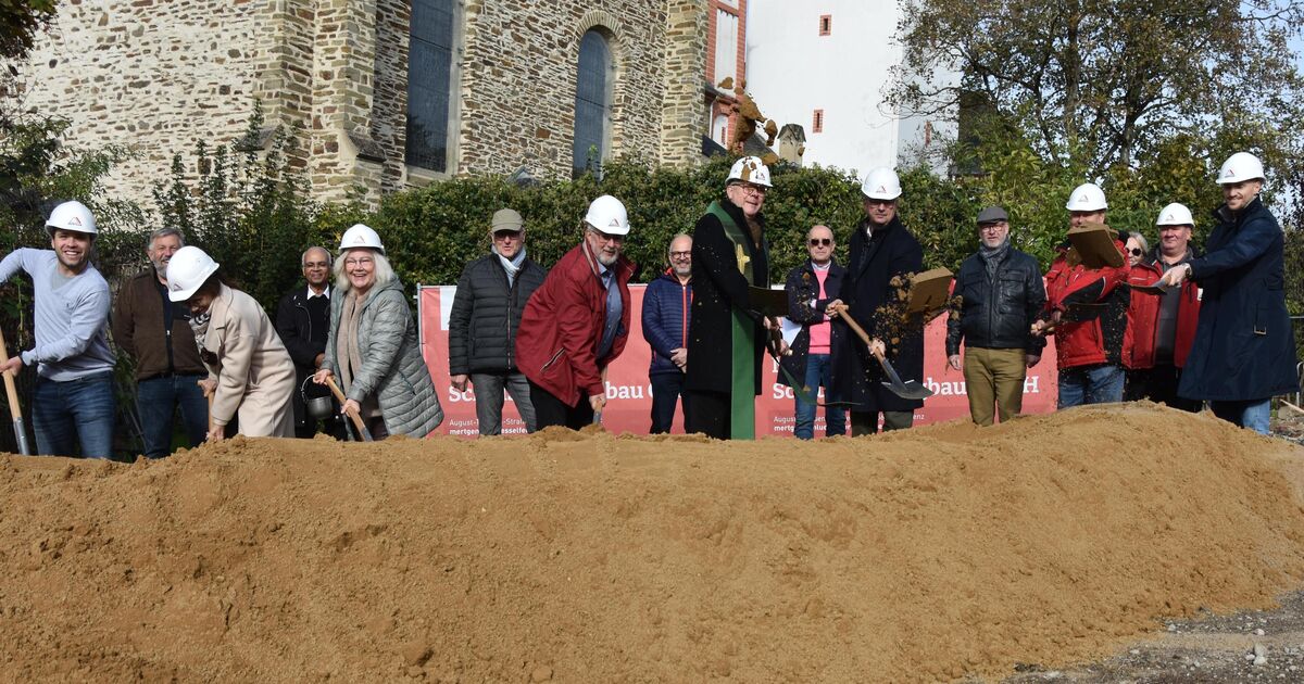 Spatenstich nach Abriss: Neues Pfarrheim St. Medard entsteht in Bendorf