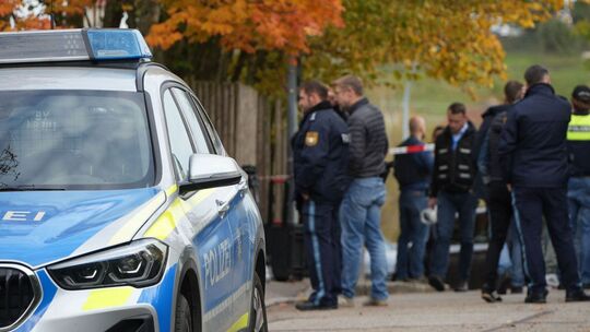 Mann in Dingolfing an Haustür erschossen Mann in Dingolfing an Haustür erschossen