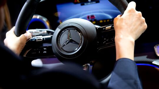 Mercedes-Benz Mercedes-Benz