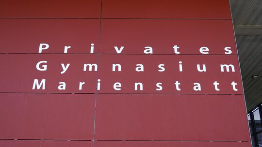 Bislang befindet sich das Private Gymnasium Marienstatt in der alleinigen Trägerschaft der Zisterzienserabtei Marienstatt. Nun i