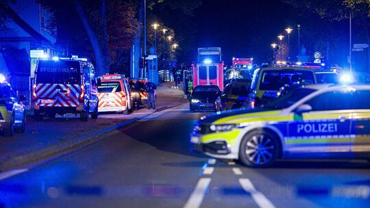 Nach Angriff mit Auto - Mutmaßlicher Täter festgenommen Nach Angriff mit Auto - Mutmaßlicher Täter festgenommen